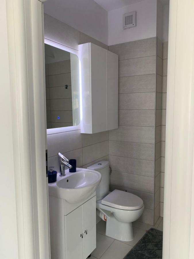 Luxury Westpark 2 Presidentialsuite With Lake View W4 Bukurešť Exteriér fotografie
