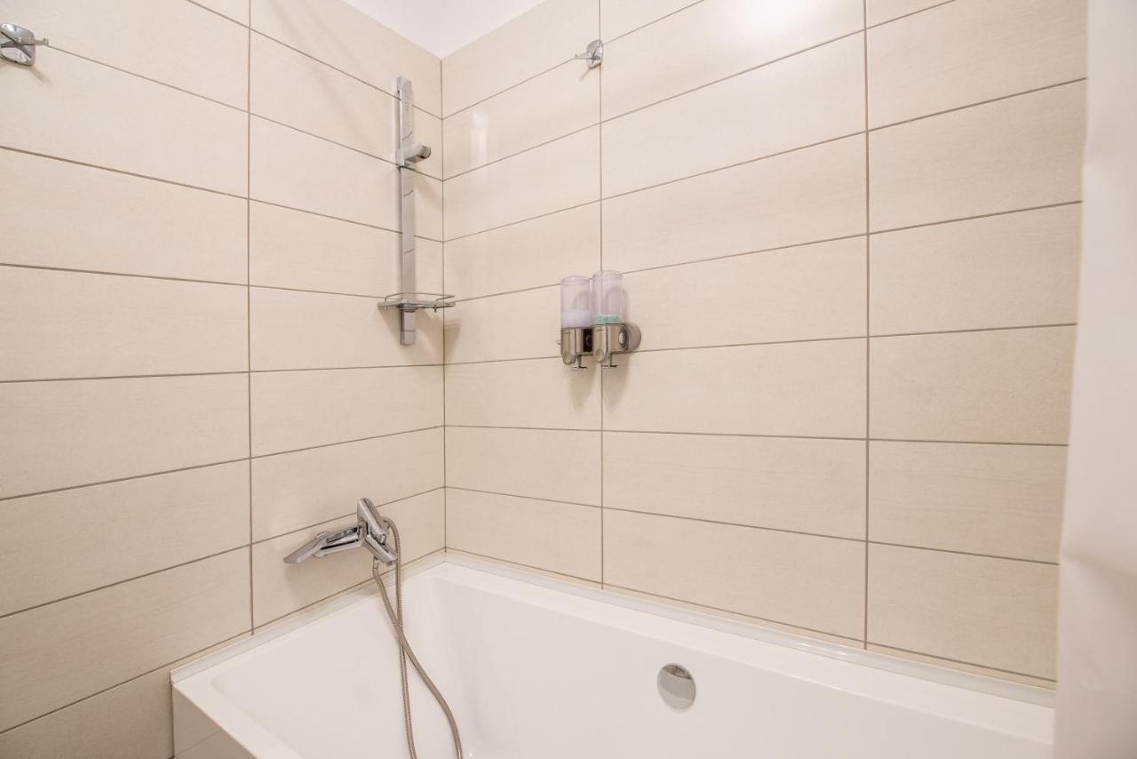 Luxury Westpark 2 Presidentialsuite With Lake View W4 Bukurešť Exteriér fotografie